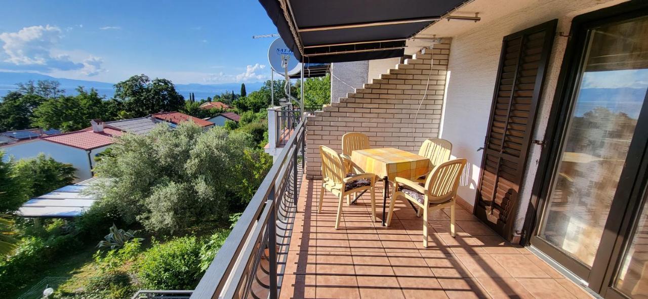 Apartments Italo By El-Pi Tours Njivice Extérieur photo
